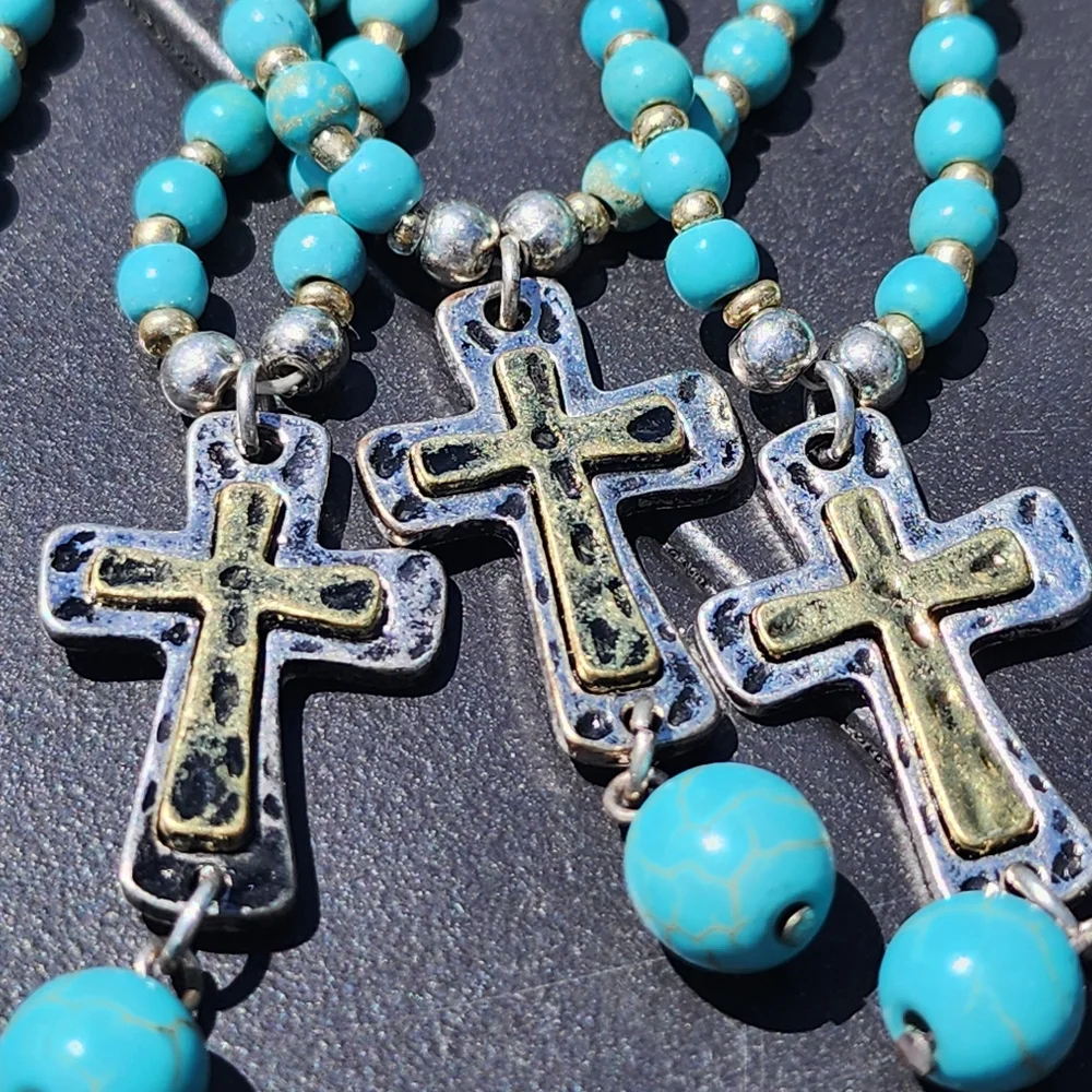 Bundle lot fashion costume jewelry 5 necklaces w cross pendant turquoise color - Picture 3 of 6